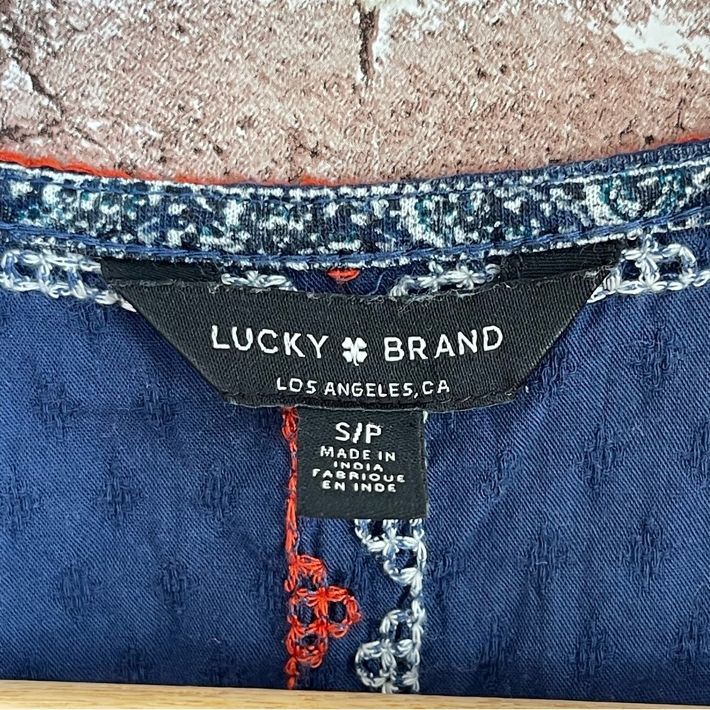 Lucky Brand Sleeveless Top | Size S/P  | Tie Tassels | Blue Pattern Boho - Picture 4 of 9